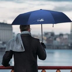 Sunflake Stormparaplu Opvouwbaar - Stormbestendig Tot 140km/u - Automatisch Uitklapbaar - Incl. Beschermhoes En Reisetui - Blauw -Regenjas En Paraplu 1200x1200 244