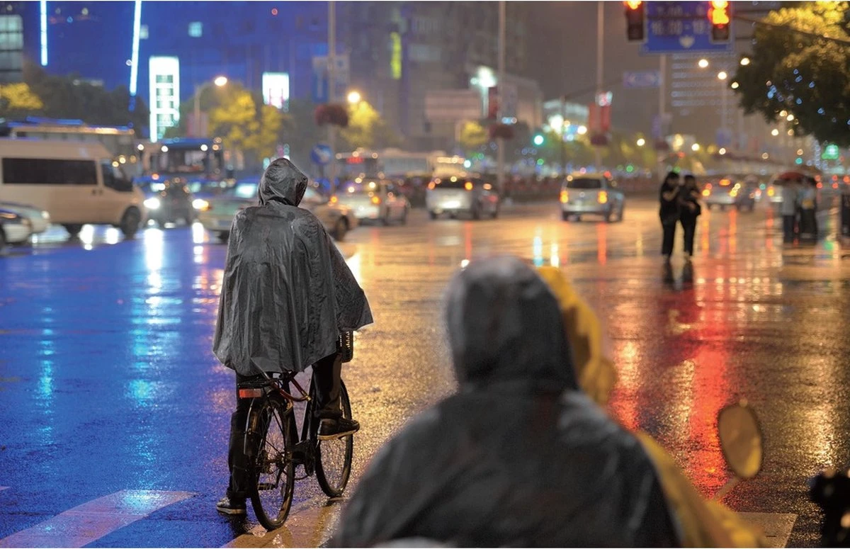 Benson Duurzame Regenponcho Zwart Voor Volwassenen 7 Benson Duurzame Regenponcho Zwart Voor Volwassenen - Afbeelding 5