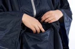 Ralka Poncho - Zwart - Volwassenen 24 Ralka Poncho - Zwart - Volwassenen -Regenjas En Paraplu 1200x799 15