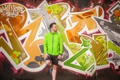 Mac In A Sac Origin 2 Regenjas Unisex - Neon Groen - Maat L 9 Mac In A Sac Origin 2 Regenjas Unisex - Neon Groen - Maat L -Regenjas En Paraplu 1200x800 4