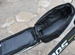 Merkloos 2 IN 1 Poncho En Telefoontas - Luxe Blauw Regenjas-Waterafstotend-Lang Model 135 Cm-Met Koortjes En Ritssluiting-Inclusief Opberg Tas-Geschikt Voor Wandelen, Fietsen, Werk, Hiken En Meer-Regen-Telefoontasje Voor Op De Fiets–Fiets Telefoonhouder–Smart 17 Merkloos 2 IN 1 Poncho En Telefoontas - Luxe Blauw Regenjas-Waterafstotend-Lang Model 135 Cm-Met Koortjes En Ritssluiting-Inclusief Opberg Tas-Geschikt Voor Wandelen, Fietsen, Werk, Hiken En Meer-Regen-Telefoontasje Voor Op De Fiets–Fiets Telefoonhouder–Smart -Regenjas En Paraplu 1200x882 3