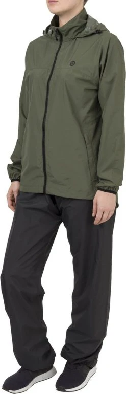 AGU GO Regenpak Essential Dames & Heren - Groen - M - Waterdicht & Ademend -Regenjas En Paraplu 385x1200 1