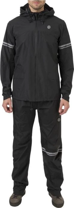 AGU Original Regenpak Essential - Zwart - L - Dames & Heren - Waterdicht & Ademend -Regenjas En Paraplu 428x1200 1