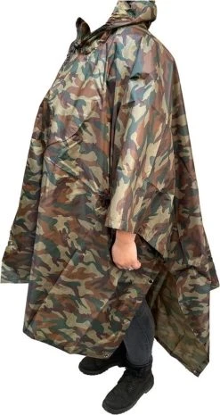 Regenponcho / Fietsponcho Herbruikbaar Voor Volwassenen ( Dames En Heren ) - 200x110cm - 100% Ripstop Polyester - Camouflage -Regenjas En Paraplu 637x1200 2