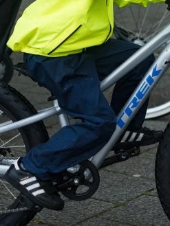 AGU GO Kids Regenbroek Essential - - 164 - Meisjes & Jongens - Waterdicht & Ademend 11 AGU GO Kids Regenbroek Essential - - 164 - Meisjes & Jongens - Waterdicht & Ademend -Regenjas En Paraplu 900x1200 73